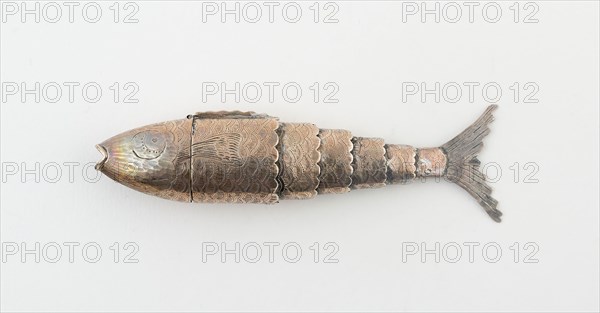 Fish-Shaped Vinaigrette, 1817/18, Joseph Willmore, Birmingham, England, Birmingham, Silver and silver gilt, 8.9 cm (3 1/2 in.)