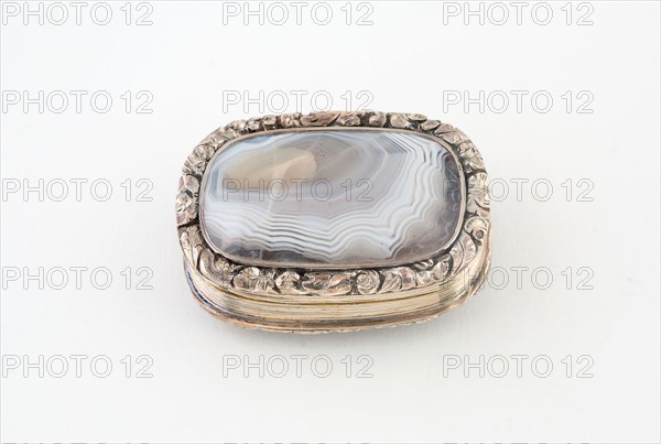 Vinaigrette, c. 1830, Possibly Birmingham, England, Birmingham, Silver, silver gilt, and hardstone, 5.1 × 3.8 cm (2 × 1 1/2 in.)