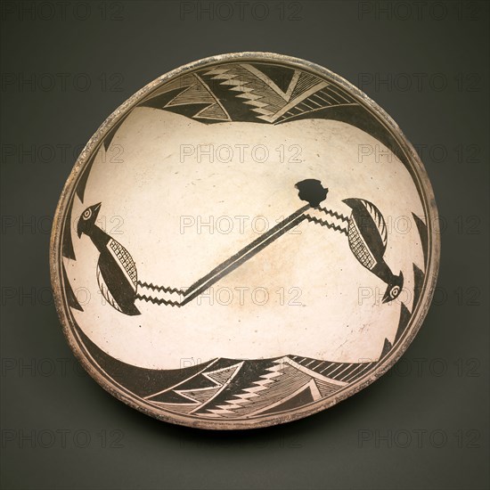 Bowl with Mirror Pattern of Birds Framed by Geometric Motifs, A.D. 950/1150, Mimbres branch of the Mogollon, Classic Mimbres Black-on-white, New Mexico, United States, Southwest, Ceramic and pigment, 14.6 x 31.8 cm (5 3/4 x 12 1/2 in.)