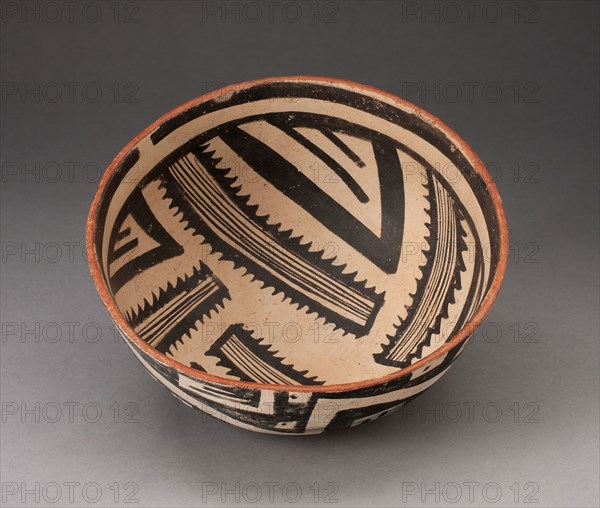 Bowl with Radiating Striped Bands and Triangles and Interlocking Zigzag on Exterior, A.D. 1300/1400, Salado, Gila Polychrome, Southeastern Arizona, United States, Arizona, Ceramic and pigment, Diam. 19.1 cm (7 1/2 in.)