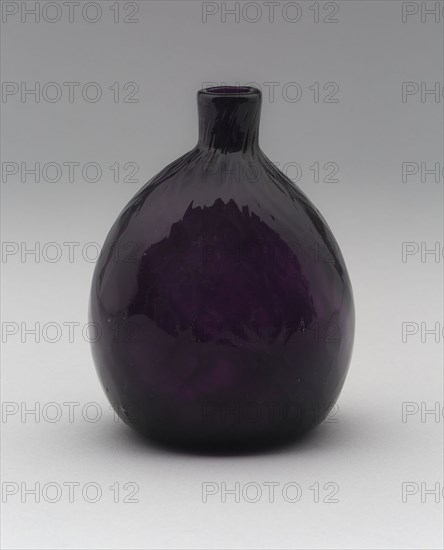 Pocket bottle, 1769/74, American Flint Glass Manufactory, American, 1764–1774, Henry William Stiegel (b. Germany, 1729–1785), Manheim, Pennsylvania, Manheim, Pattern-molded blown glass, 12.1 × 8.9 × 6.4 cm (4 3/4 × 3 1/2 × 2 1/2 in.)