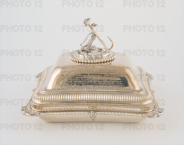 Entree Dish with Cover from the Hood Service, 1806/07, Paul Storr, English, 1771-1844, London, England, London, Sterling silver, 22.2 x 28.6 x 24.3 cm (8 3/4 x 11 1/4 x 9 1/2 in.)