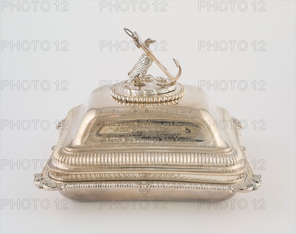 Entree Dish with Cover from the Hood Service, 1806/07, Paul Storr, English, 1771-1844, London, England, London, Sterling silver, 22.2 x 28.6 x 24.3 cm (8 3/4 x 11 1/4 x 9 1/2 in.)