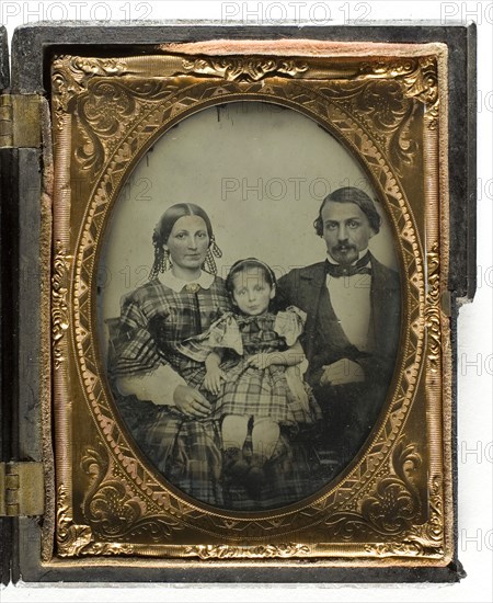 Untitled, 19th century, Unknown Place, Daguerreotype, 10.8 x 8.3 cm (plate), 12.3 x 10 x 1.9 cm (case)