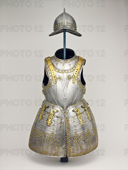 Pikeman Armor for an Officer, 1625/30, English, Greenwich, Greenwich, Steel, brass, and leather, H. 94 cm (37 in.)