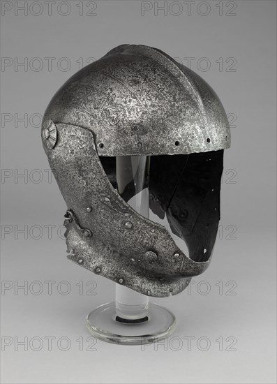 Close Helmet, c. 1510/15, Domenico dei Barini, called Negroli, Italian, Milan, 1492—c. 1516, Milan, Steel, H. 25.4 cm (10 in.)