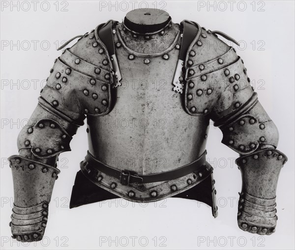 Boy’s Armor, late 17th century, Western European, France, Steel, brass, and leather, H. 127 cm (50 in.)