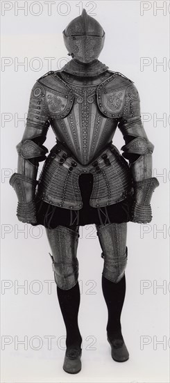 Composite Field Armor, 1570/80, Italian, Milanese, Italy, Steel, brass, and leather, H. 182.9 cm (72 in.)