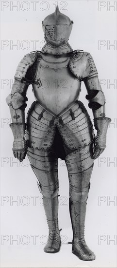 Breastplate, c. 1580, South German, Augsburg, Augsburg, Steel, brass, and leather, H. 198 cm (78 in.)