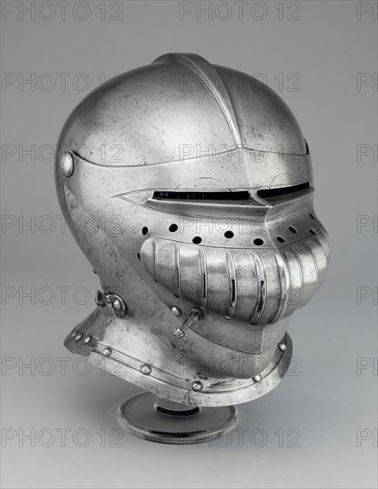Close Helmet, 1510/20, South German, Southern Germany, Steel, H. 20.3 cm (8 in.)