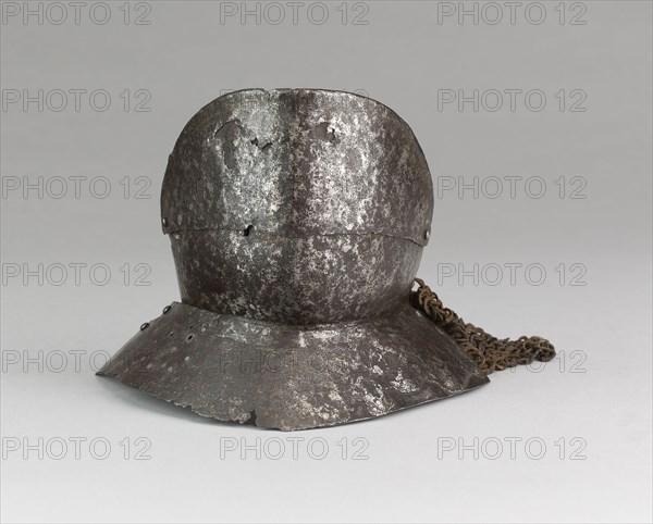 Bevor (Falling Buff), c. 1500, Spanish (Possibly), Spain, Steel