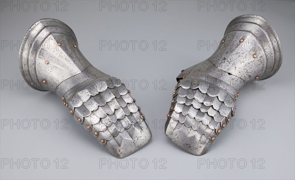 Pair of Mitten Gauntlets, c. 1500/20, Flemish or Spanish, Flanders, Steel, leather, and copper alloy, L. 31.8 cm (12 1/2 in.)