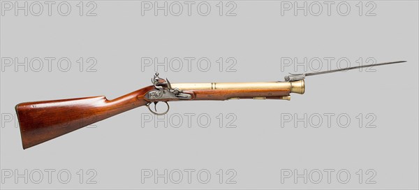 Flintlock Blunderbuss with Spring-Bayonet, 1820, English, England, Brass, steel, walnut, and oak, L. bayonet e×tended 76.2 cm (30 in.)