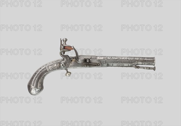 Flintlock Belt Pistol, c. 1780, Gunsmith: John Murdoch (Scottish), Doune, Doune, Steel, leather, and wood, Overall L. 28 cm (11 in.)