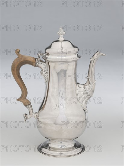 Coffeepot, c. 1770, Joseph Richardson, Sr., American, 1711–1784, Philadelphia, Philadelphia, Silver, 29.5 × 11.6 (diam. at base) × 21.9 cm (11 5/8 × 4 5/8 × 8 5/16 in.), 1234.3 g