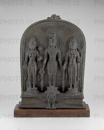 God Vishnu with Lakshmi and Sarasvati, Pala period, 9th/10th century, Bangladesh, Bangladesh, Bronze, 24.5 × 18 × 7.7 cm (9 5/8 × 7 1/16 × 3 in.)