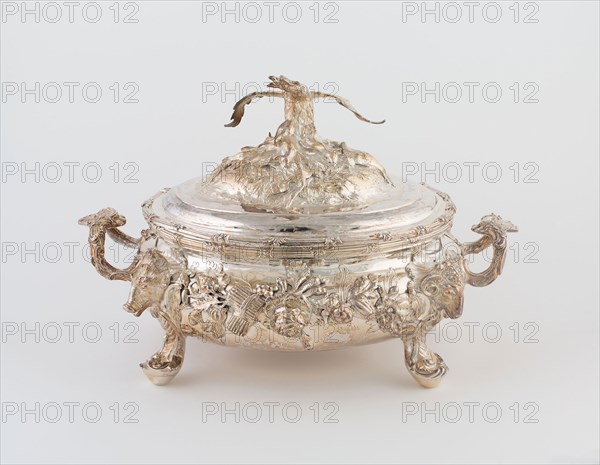 Tureen with Cover, 1745/46, Peter Archambo I, English, 1680-1768, London, England, London, Silver, H. 28.9 cm (11 3/8 in.)