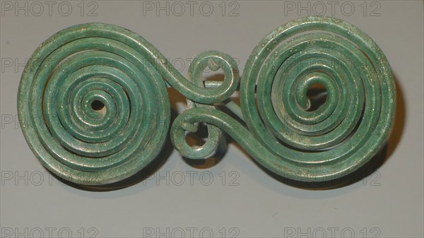 Fibula (Garment Pin), Geometric Period (about 800 BC), Greek, probably from Southern Italy, Southern Italy, Bronze, 4.3 × 10 × 1.2 cm (1 3/4 × 25.4 × 1/2 in.)