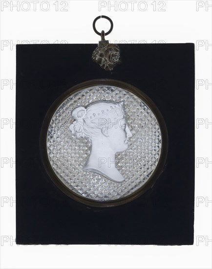 Portrait Plaque, 1820/30, Apsley Pellatt and Company, England, 1790-1875, England, Glass, sulphide, painted wood, bronze, Diam. 7.6 cm (3 in.)