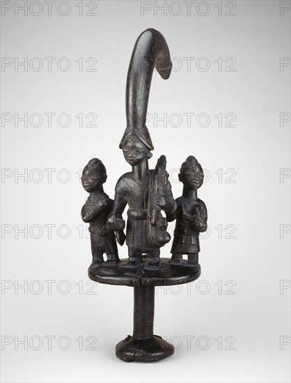 Esu Dance Staff (Ogo Elegbara), Mid–/late 19th century, Attributed to an unidentified Ketu master (active mid-19th century), Yoruba, Nigeria, Coastal West Africa, Nigeria, Wood, 25.4 × 12.7 × 12.7 cm (10 × 5 × 5 in.)