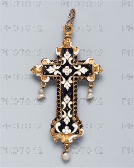 Pendant Cross, 17th century, Spanish, Spain, Gold, enamel, rock crystal, and pearls, 7.3 × 3.7 cm (2 3/4 × 1 7/16 in.)