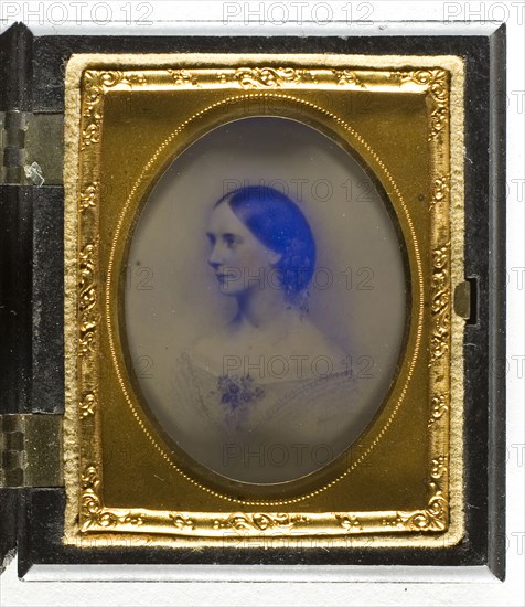 Untitled, 1839/99, 19th century, Unknown Place, Ambrotype, 6.4 x 5.1 cm (plate), 8 x 6.8 x 2.1 cm (case)
