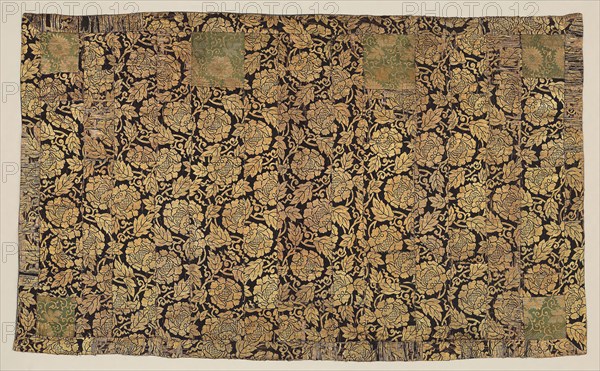 Kesa, 17th century, Edo period (1615–1868), Japan, Silk and gilt-paper strip, twill and satin weaves with secondary binding warps and supplementary patterning wefts, 99.2 x 165.1 cm (39 x 65 in.)
