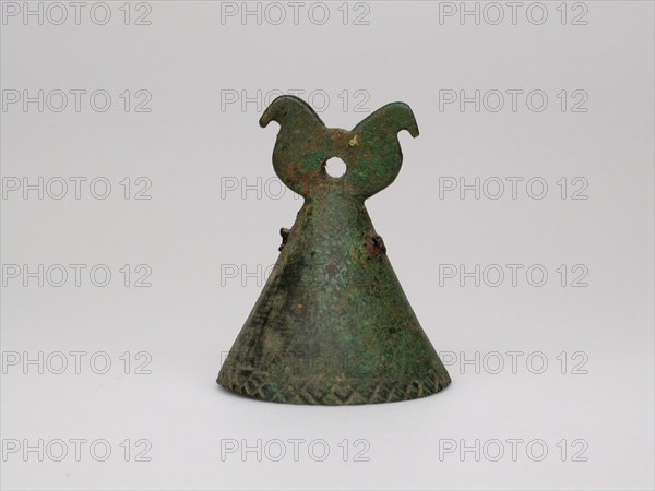 Bell, Geometric Period (800–600 BC), Greek, Thessaly, Greece, Bronze, 4.0 × 3.1 × 3.1cm (1 5/8 × 1 1/4 × 1 1/4 in.)