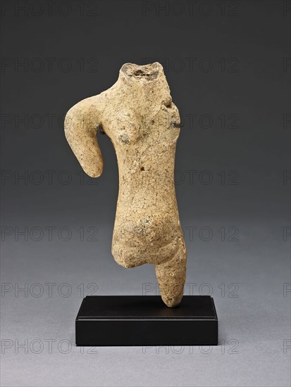Partial Figure of a Pregnant Women, c. 1000–300 B.C., Japan, Earthenware, 14.7 × 6.9 × 3.8 cm (5 3/4 × 2 3/4 × 1 1/2 in.)