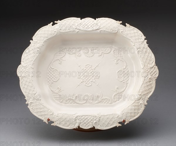 Dish, 1750–1760, Staffordshire, England, Staffordshire, Salt-glazed stoneware, 4.5 x 35.6 x 29.2 cm, (1 3/4 x 14 x 11 1/2 in.)
