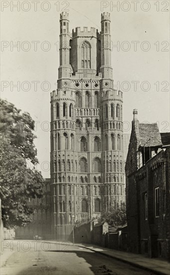Ely Cathedral: West Tower from the Gallery, c. 1891, Frederick H. Evans, English, 1853–1943, England, Lantern slide, 8.2 × 8.2 cm