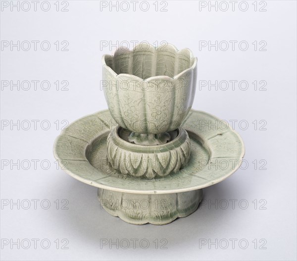 Lobed Cup and Stand with Floral Sprays and Stylized Leaves, Goryeo dynasty (918–1392), 12th /13th century, Korean, North Korea, Stoneware with underglaze incised decoration, H. 12.7 cm (5 in.), diam. 15.5 cm (6 1/8 in.)