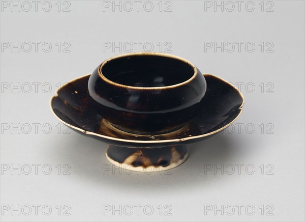 Cupstand, Northern Song dynasty (960–1127), 11th/12th century, China, Black Ding ware, porcelain with brownish-black (tea dust) glaze, H. 5.2 cm (2 1/16 in.), diam. 11.6 cm (4 9/16 in.)