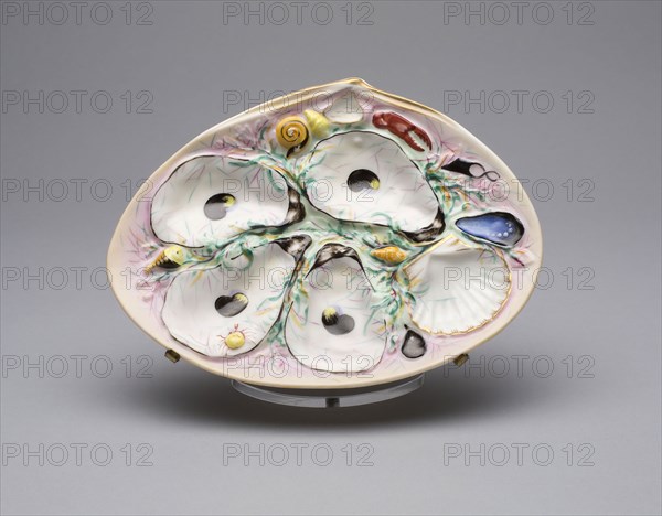 Oyster Plate, c. 1881, Union Porcelain Works, American, 1863–c. 1922, New York, New York City, Porcelain, 21.3 × 16.2 cm (8 3/8 × 6 3/8 in.)