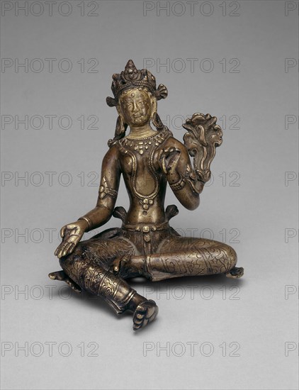 Goddess Green Tara Seated with Hand in Gesture of Gift Giving (Varadamudra), 16th century, Nepal, Nepal, Gilt copper alloy, 17.8 x 7.6 x 5.5 cm (7 x 3 x 2 1/8 in.)
