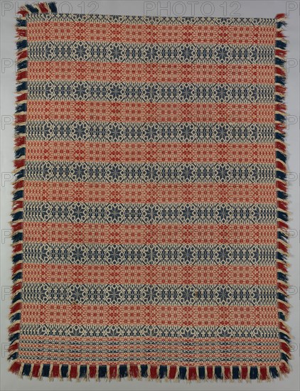 Coverlet, 1820/40, United States, Probably Pennsylvania, Pennsylvania, Cotton and wool, composite point twill weave (star work, multiple shaft), two loom widths joined, with attached plain weave strip with weft fringe, 259.1 x 197.5 cm (102 x 77 3/4 in.)