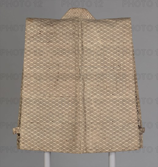 Surcoat or Vest, Late Edo Period (1603–1867)/Early Meiji Period (1868–1912), 19th century, Japan, Stencil on Japanese paper (probably kozo fiber), 68.6 x 63.5 cm (27 x 25 in.)
