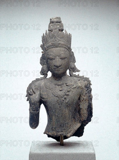 Bust of Crowned and Adorned Buddha, 16th/18th century, Burma (Myanmar), Burma, Bronze, 31.5 × 16.2 × 7.5 cm (12 3/8 × 6 3/8 × 2 15/16 in.)