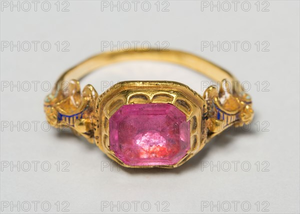 Ring, 1525/1575, Probably Italian, Gold, tourmaline, and enamel, Bezel: 1.3 × 1 × 0.5 cm (1/2 × 3/8 × 3/16), Circumference: 5.7 cm (2 1/4 in.), Diameter: 1.8 cm (11/16 in.)