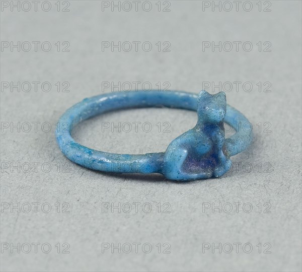 Ring: Figure of Seated Cat, New Kingdom, Dynasty 18 (about 1390 BC), Egyptian, Egypt, Faience, W. 1 cm (3/8 in.), diam. 1.9 cm (3/4 in.)