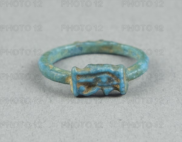 Ring: Udjat Eye, New Kingdom, late Dynasty 18 (about 1325 BC), Egyptian, Egypt, Faience, W. 0.6 cm (1/4 in.), diam. 2.1 cm (13/16 in.)