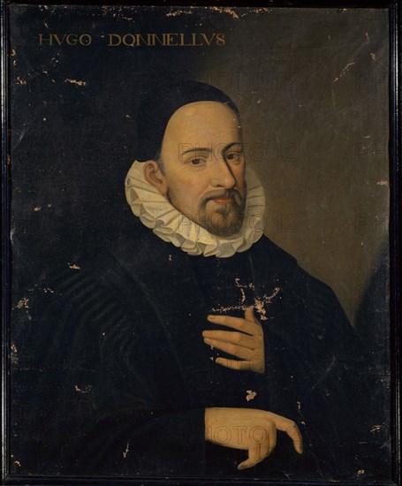 Portrait of the Hugues Doneau, oil on canvas, 81.5 x 67.5 cm, unsigned., Above: HVGO DONNELLVS, Schweizerischer Meister, 17. Jh.