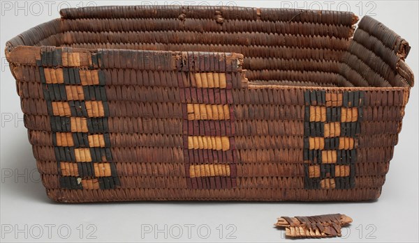 Salish, Native American, Basket with Lid, between 1890 and 1910, cedar root, cherry bark and horsetail root, Overall: 5 1/4 × 12 3/4 × 8 3/4 inches (13.3 × 32.4 × 22.2 cm)