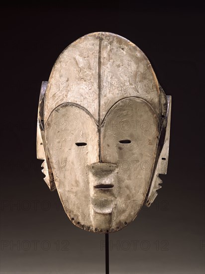 Fang, African, Mask, 19th Century, Wood, kaolin, Overall: 14 × 10 × 12 1/4 inches (35.6 × 25.4 × 31.1 cm)