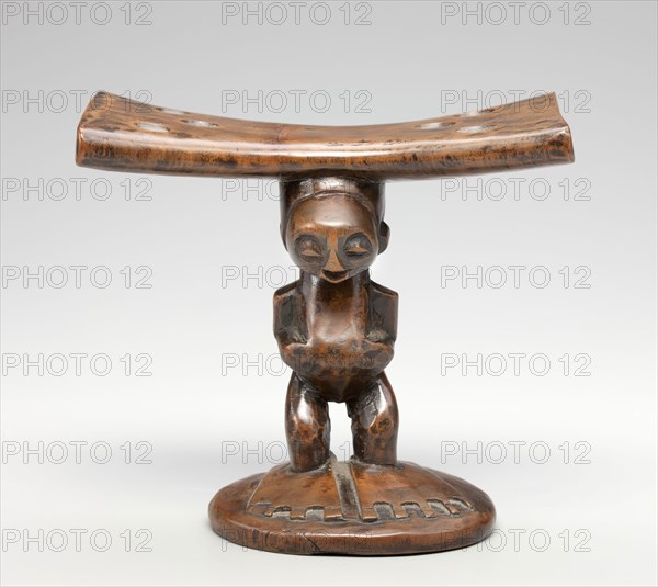 Luba/Songe, African, Neckrest, early 20th Century, Wood, 5 3/8 x 6 1/8 x 3 3/4 in. (13.7 x 15.6 x 9.5 cm)