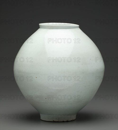 Unknown (Korean), Moon Jar, 18th century, Porcelain with glaze, Overall: 14 1/2 × 14 1/2 inches (36.8 × 36.8 cm)