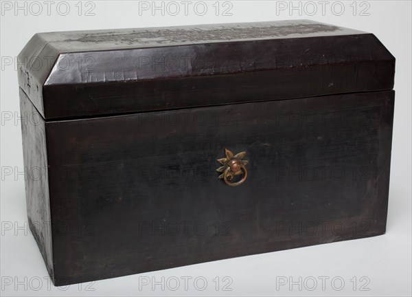 Unknown (Chinese), Sutra Box Cover, 14th Century, Lacquer over wood, box and lid: 8 3/4 x 14 3/8 x 7 1/8 in.