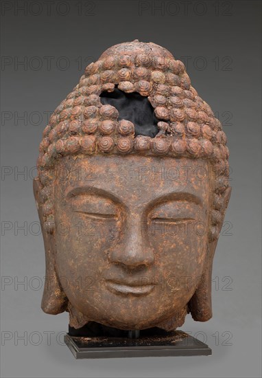 Unknown (Korean), Head of Buddha, 9th century, Cast iron, Overall: 22 1/2 × 16 1/2 × 15 1/2 inches, 90 pounds (57.2 × 41.9 × 39.4 cm, 40.8 kg)
