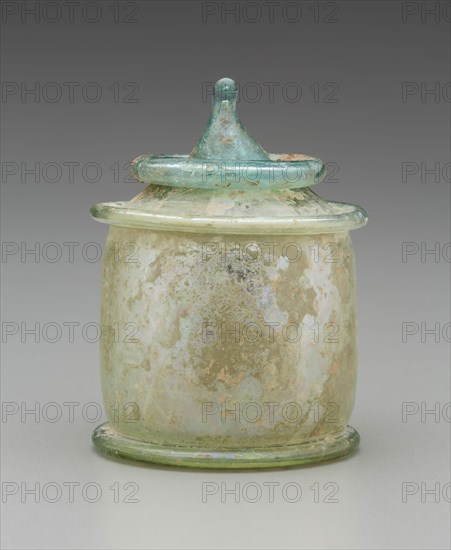 Roman, Lidded Box, 1st Ccentury CE, Glass, Overall (vessel): 2 7/16 × 2 7/16 inches (6.2 × 6.2 cm)