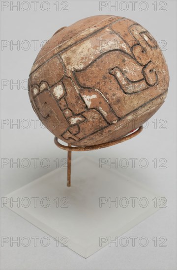 Chavin, Precolumbian, Lime Container, between 600 and 400 BCE, clay and pigment, Overall: 1 7/8 × 2 1/8 inches (4.8 × 5.4 cm)